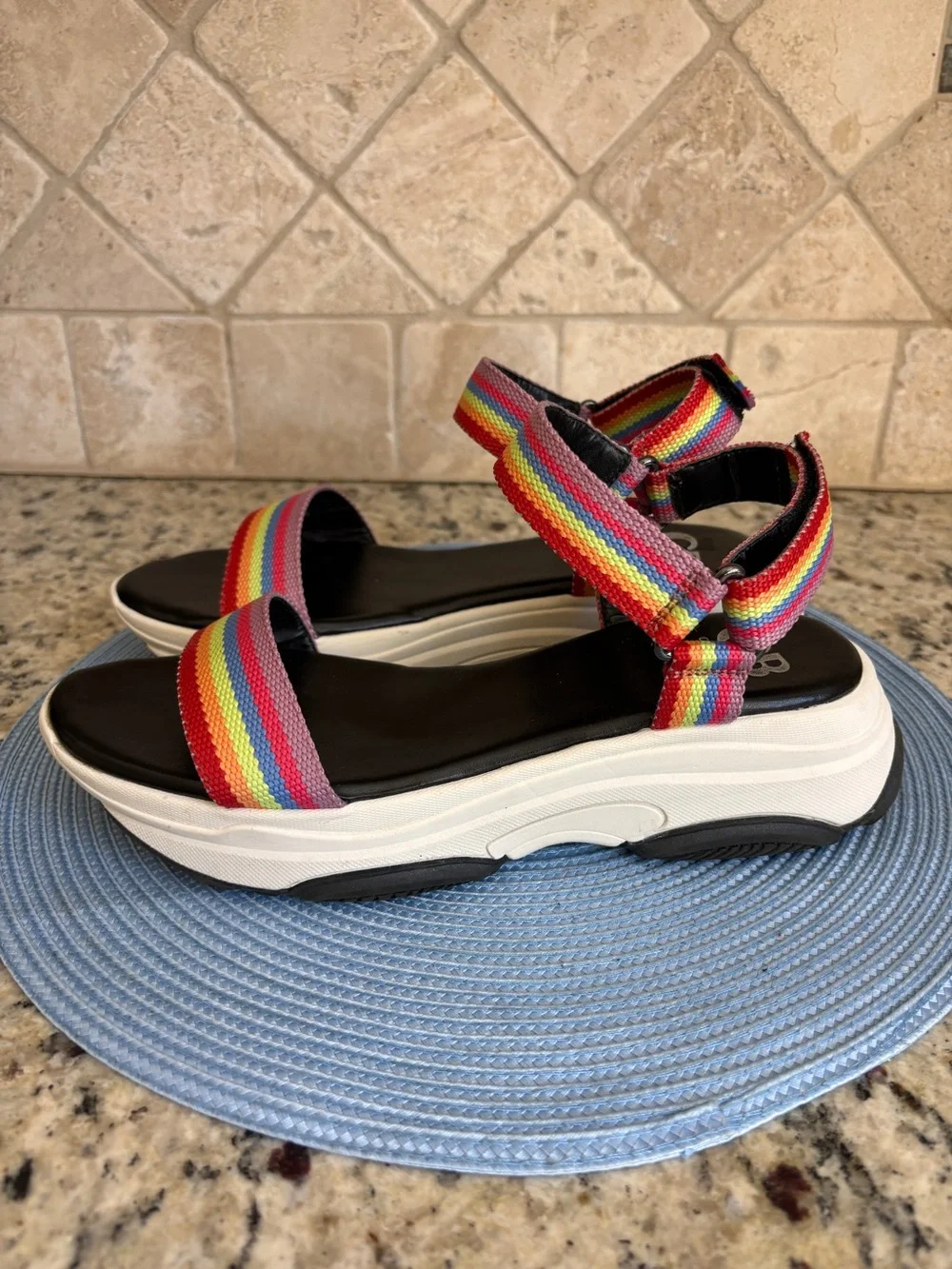 GB Gianni Bini Rainbow Platform Velcro Sandals